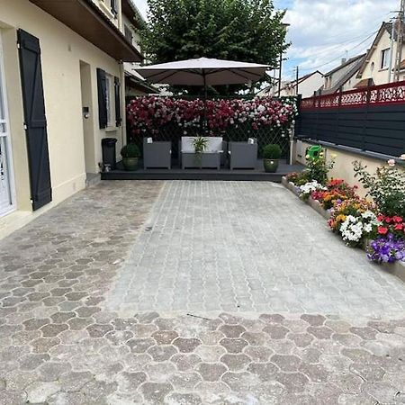 Chambre Privee Pour 4 Personnes En Banlieue Parisienne A بوندي المظهر الخارجي الصورة