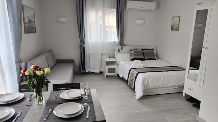 Chambre Privee Pour 4 Personnes En Banlieue Parisienne A بوندي المظهر الخارجي الصورة