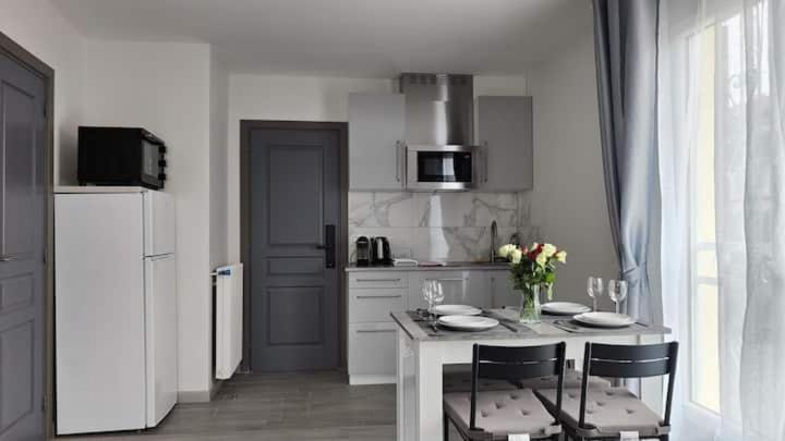 Chambre Privee Pour 4 Personnes En Banlieue Parisienne A بوندي المظهر الخارجي الصورة