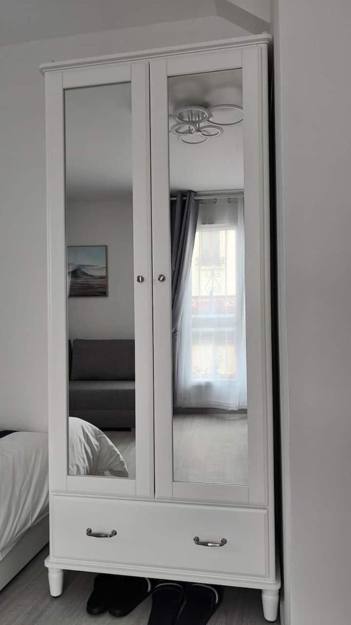 Chambre Privee Pour 4 Personnes En Banlieue Parisienne A بوندي المظهر الخارجي الصورة
